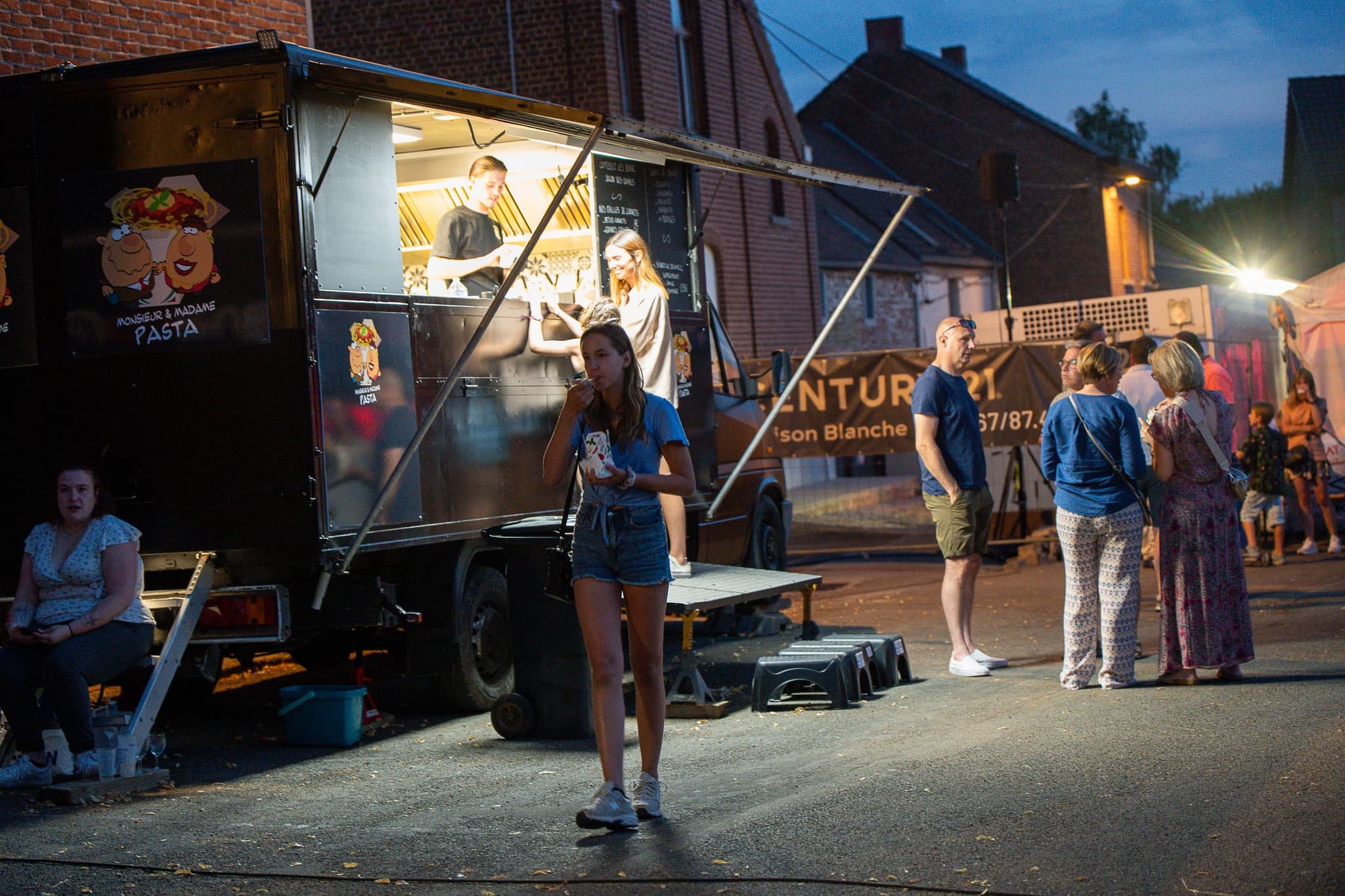 Le food truck Monsieur & Madame Pasta en soirée